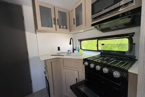 Forest River Salem Cruise Lite 22RBS