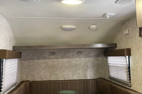 Teron121066 Winnebago WD170K Travel Trailer