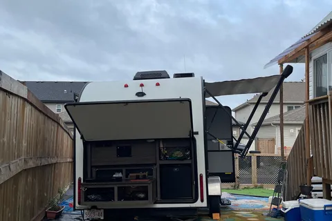 Teron121066 Winnebago WD170K Travel Trailer