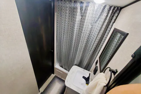 THE MAMIE LYNN- Jayco Jay Flight Travel Trailer