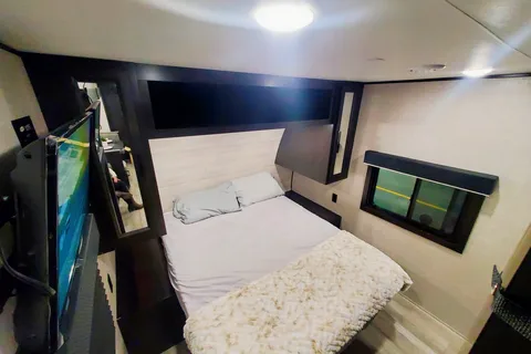 THE MAMIE LYNN- Jayco Jay Flight Travel Trailer