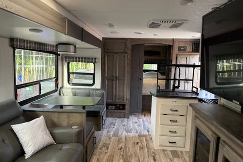 The Adventure Bunkhouse- 30ft Family Bunkhouse