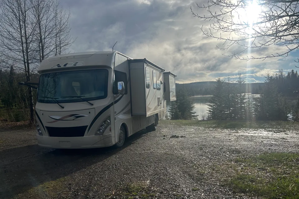 Stephane Thor Motor Coach Ace Classe A