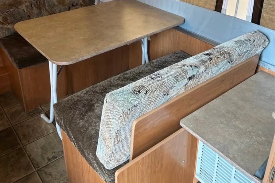  Coachmen Clipper Tent Trailer