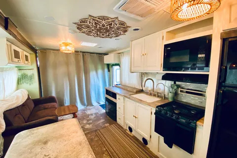 Harvey the RV - Coachmen Leprechaun 319DS Class C