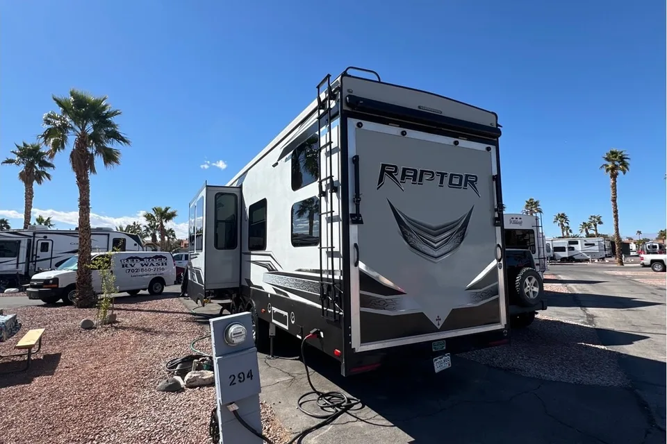 Sullivan's Keystone Raptor Toy Hauler