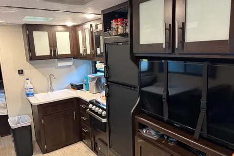 Paul's Prime Time Tracer Travel Trailer