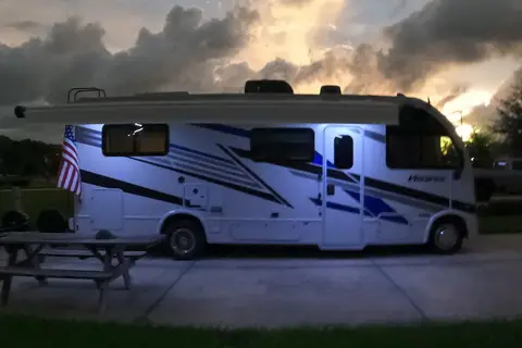 Tony's Thor Motor Coach Vegas 24.1 Class A
