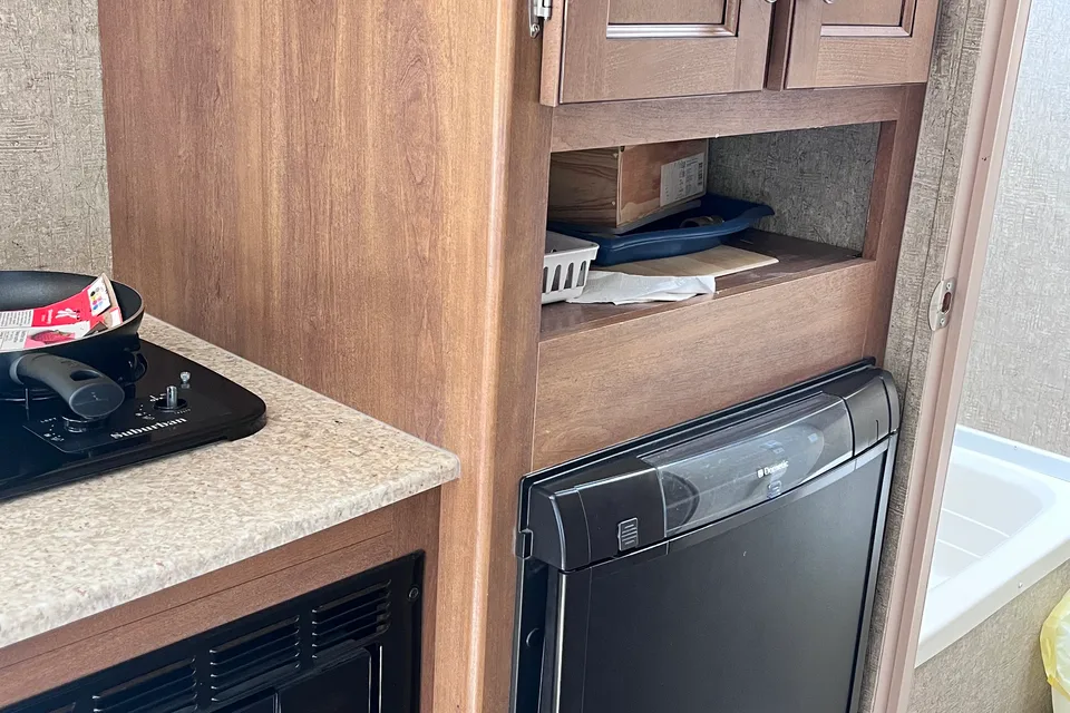 Glen's RV Cottage