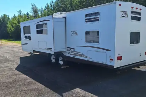 Kim's Keystone Zeppelin Travel Trailer