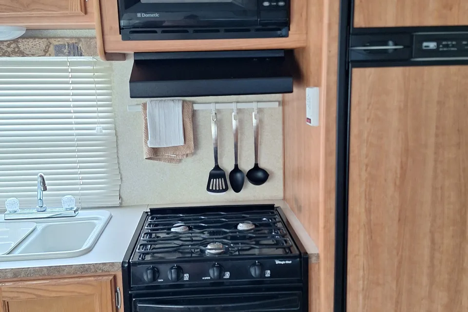Kim's Keystone Zeppelin Travel Trailer
