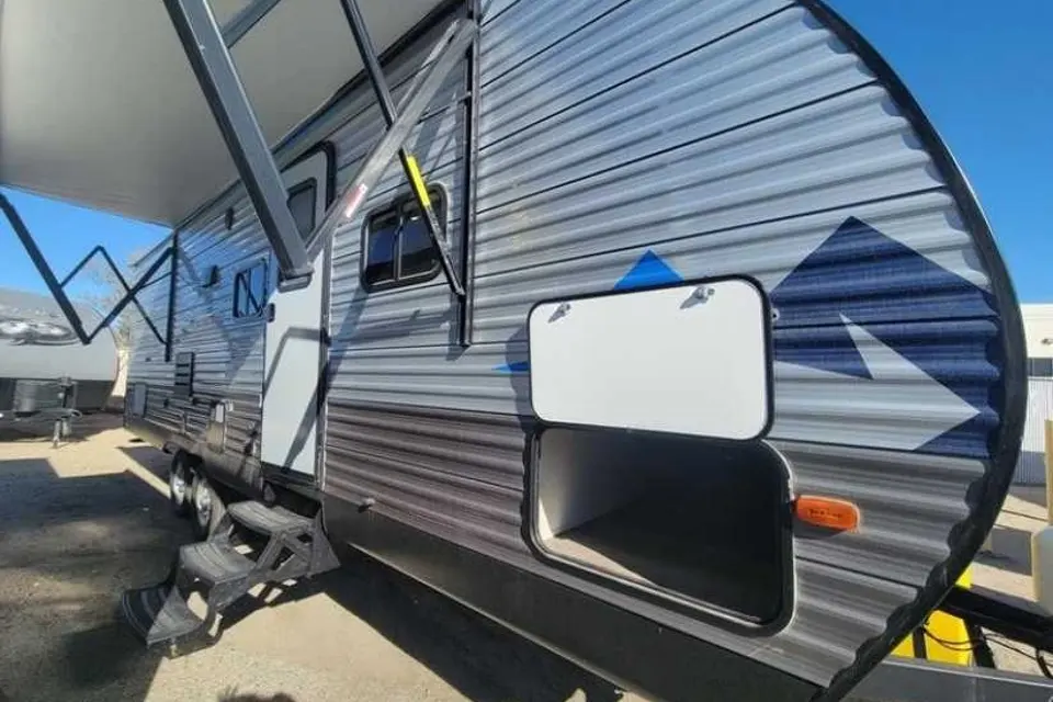 Airbnb on wheels LLC