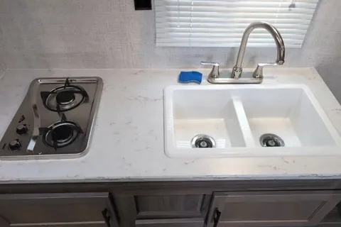 Easy Escape Family Camper