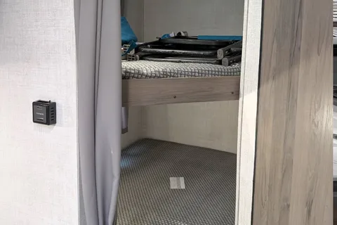 Easy Escape Family Camper