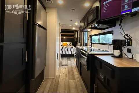 SPRINGDALE Modern & Cozy SUV Towable w/ U-Shaped Dinette