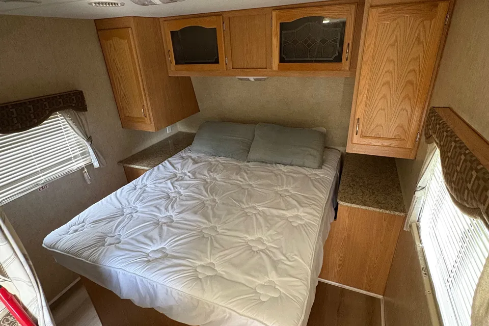 Michael's Fleetwood 28bh Mallard Sport Travel Trailer