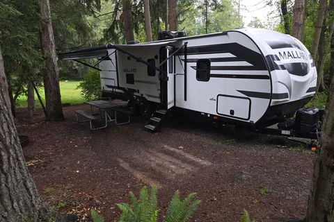 Glamp More, Worry Less - Mallard IDM26 Travel Trailer