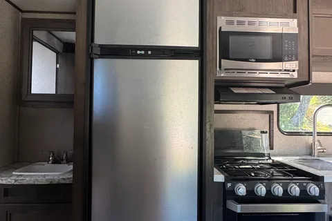 Robert's Jayco 264BH Travel Trailer