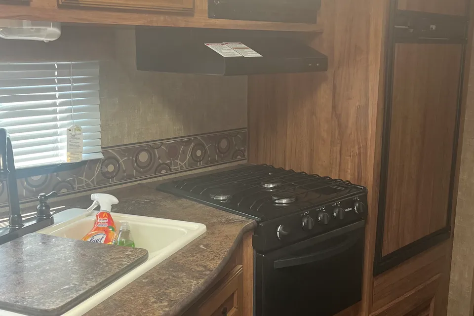 Marie's Connect Spree Connect 250 BHS 29 Travel Trailer