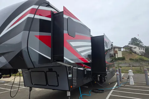RVING BABY!! LETS DO THIS.
