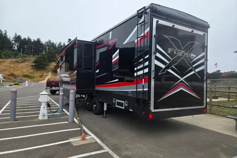 RVING BABY!! LETS DO THIS.