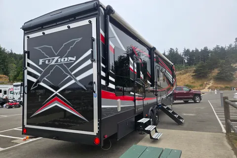 RVING BABY!! LETS DO THIS.
