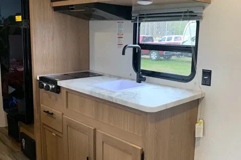 Easy Tow 26-Foot Bunkhouse