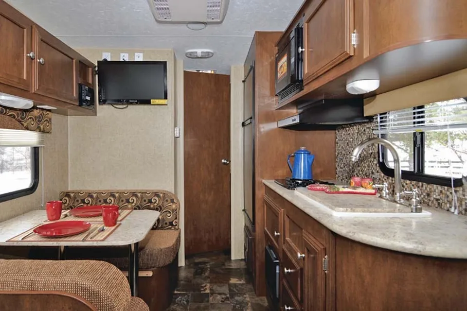 Venture Sonic Travel Trailer