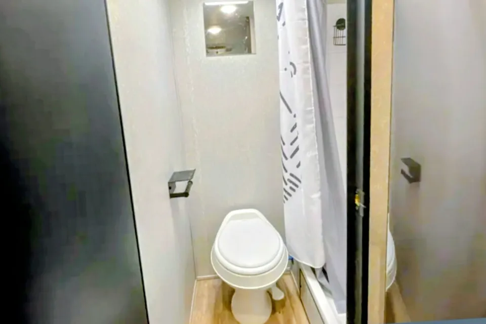 Paul's Wolf Pup 17jg Travel Trailer