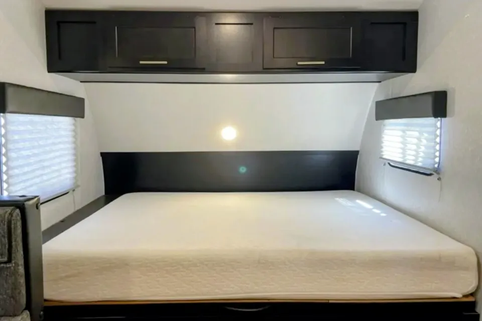 Paul's Wolf Pup 17jg Travel Trailer
