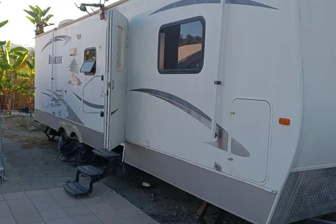 matthew's SunnyBrook Brookside Fifth Wheel