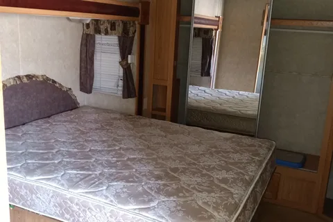 matthew's SunnyBrook Brookside Fifth Wheel