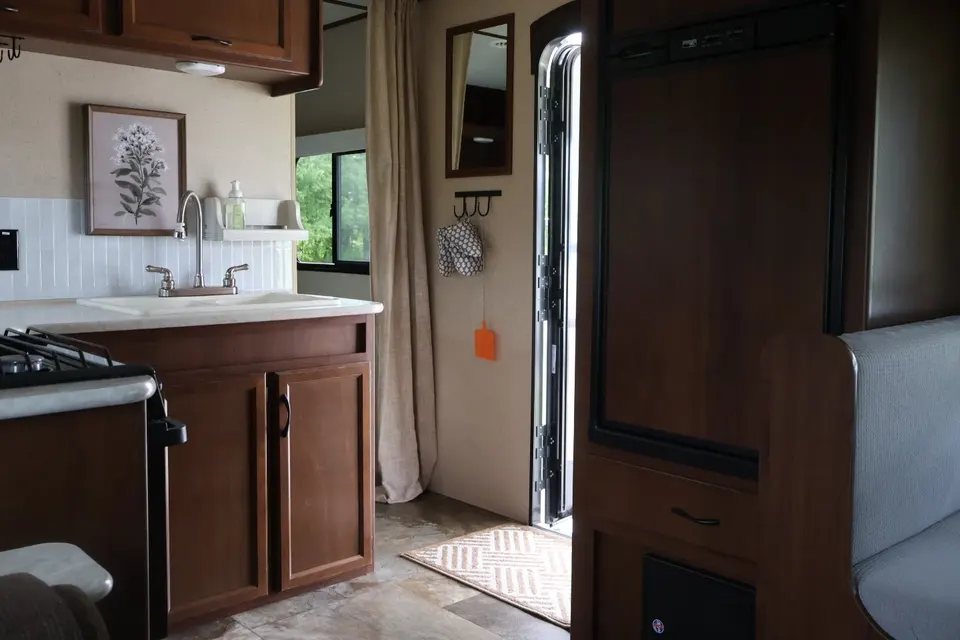 Jamie's Jayco Jayfeather Travel Trailer