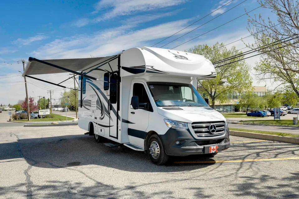 Snowbird Special — Take Our 22 Jayco Melbourne 24L South for the Whole Month Rate