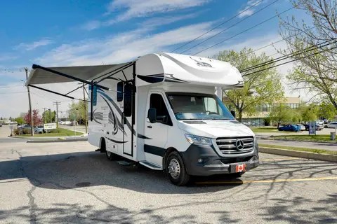 Snowbird Special — Take Our 22 Jayco Melbourne 24L South for the Whole Month Rate