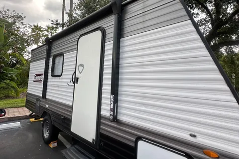 Petey's Coleman lantern 17b Travel Trailer