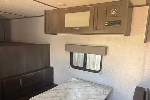 Petey's Coleman lantern 17b Travel Trailer