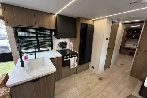 2026 Luxury Wildwood - Massive Kids' Bunkhouse Suite & Outdoor Kitchen - Delivery Only!