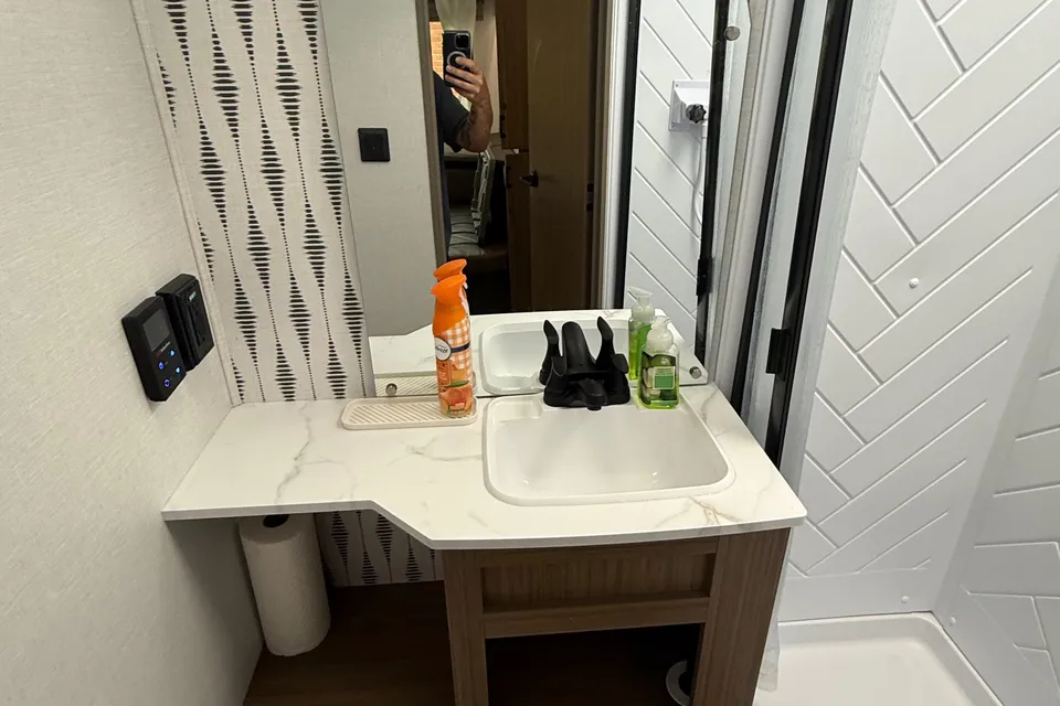 2026 Luxury Wildwood - Massive Kids' Bunkhouse Suite & Outdoor Kitchen - Delivery Only!