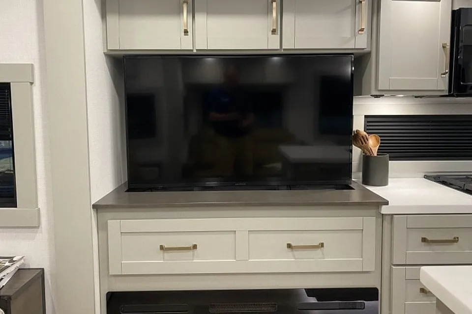 Brinkley Z 3610 2024 | Selette à Louer/Fifth Wheel for Rent| Rabais Longs Séjours/Long Stay Rebate