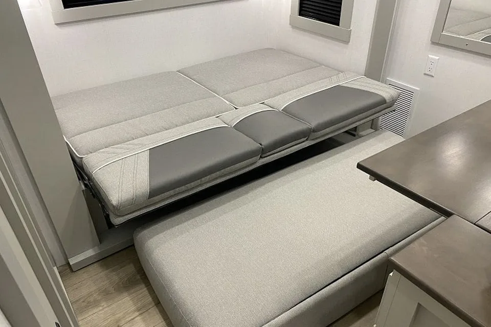 Brinkley Z 3610 2024 | Selette à Louer/Fifth Wheel for Rent| Rabais Longs Séjours/Long Stay Rebate