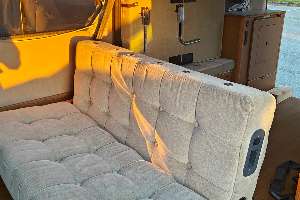 HiAce Ventura