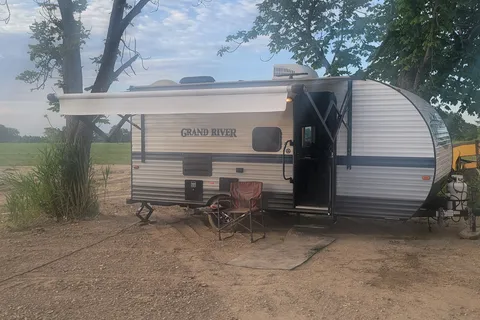 ♡♡Rolling Retreat♡♡  Grand River 19BH Travel Trailer**