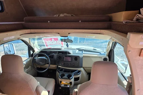 Ford Coachmen Freelander Class C