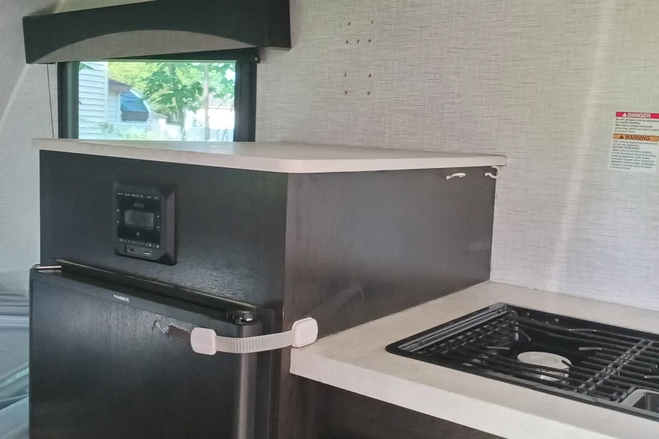 Jonathan's Braxton Creek Bushwacker plus 17fd Travel Trailer