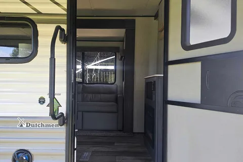 Jones Dutchmen AspenTrail 2910BHS Travel Trailer