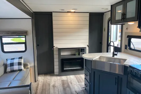 Marissa's Dutchman Aspen Trail 2910BHS Travel Trailer