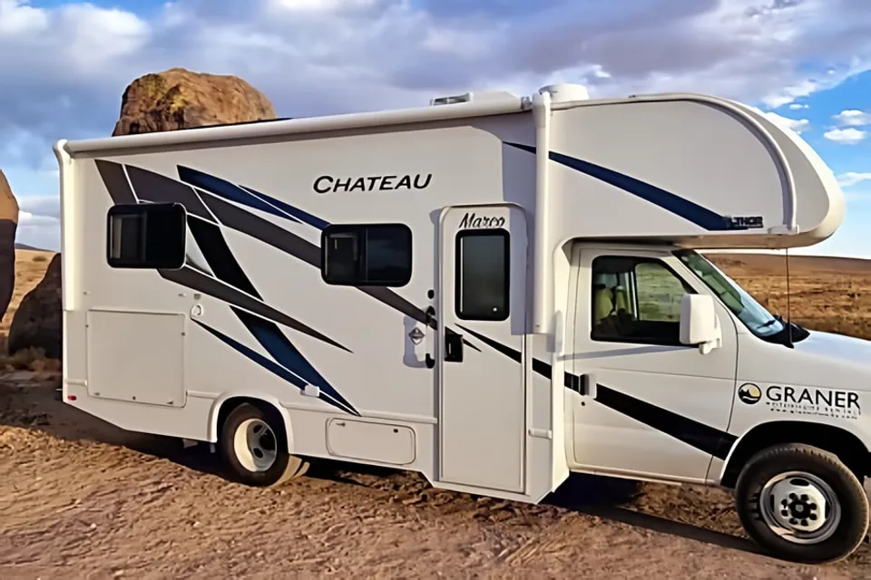 Brand new 2027 Thor Chateau 24ft. with free private shuttle