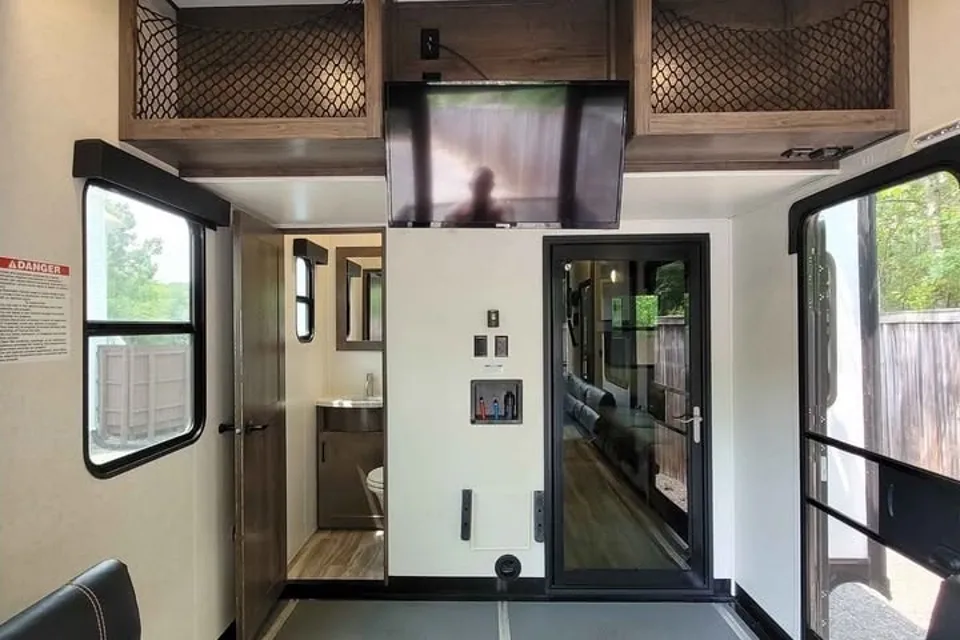 Alliance RV Valor 36v11 Fifth Wheel