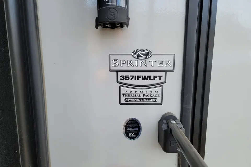 Tara Keystone  Sprinter limited  Fifth Wheel